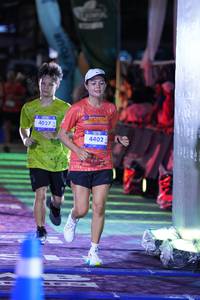 BIB: 4027, 4402
                            <button type="button" onclick="openModal(26221328)" class="btn btn-primary btn-sm float-right btn-popup" data-toggle="modal" data-target=".modal-high-quality">
                        <i class="fas fa-shopping-cart"></i> Add to Cart
                    </button>
                                            <button type="button" onclick="isThisMe(26221328, true)" class="btn btn-success btn-sm float-right btn-popup btn-isme hidden" data-toggle="tooltip" data-placement="bottom" title="นี่คือรูปของคุณใช่ไหม คลิกที่นี่เพื่อเอาเข้าอัลบั้ม">
                        <i class="fas fa-plus"></i> Add to album
                    </button>
                    <button type="button" onclick="isThisMe(26221328, false)" class="btn btn-warning btn-sm float-right btn-popup btn-isnotme hidden">
                        <i class="fas fa-ban"></i> Remove from album
                    </button>